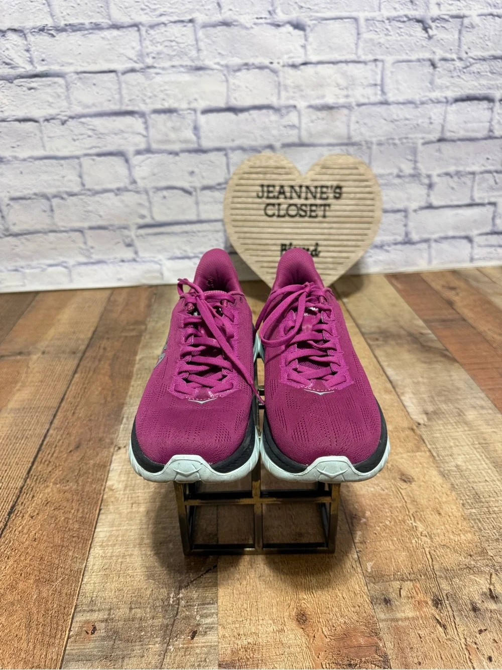 Hoka One One Mach 4 Running Shoes Womens 7 B Pink Cushioned Sneakers Athletic